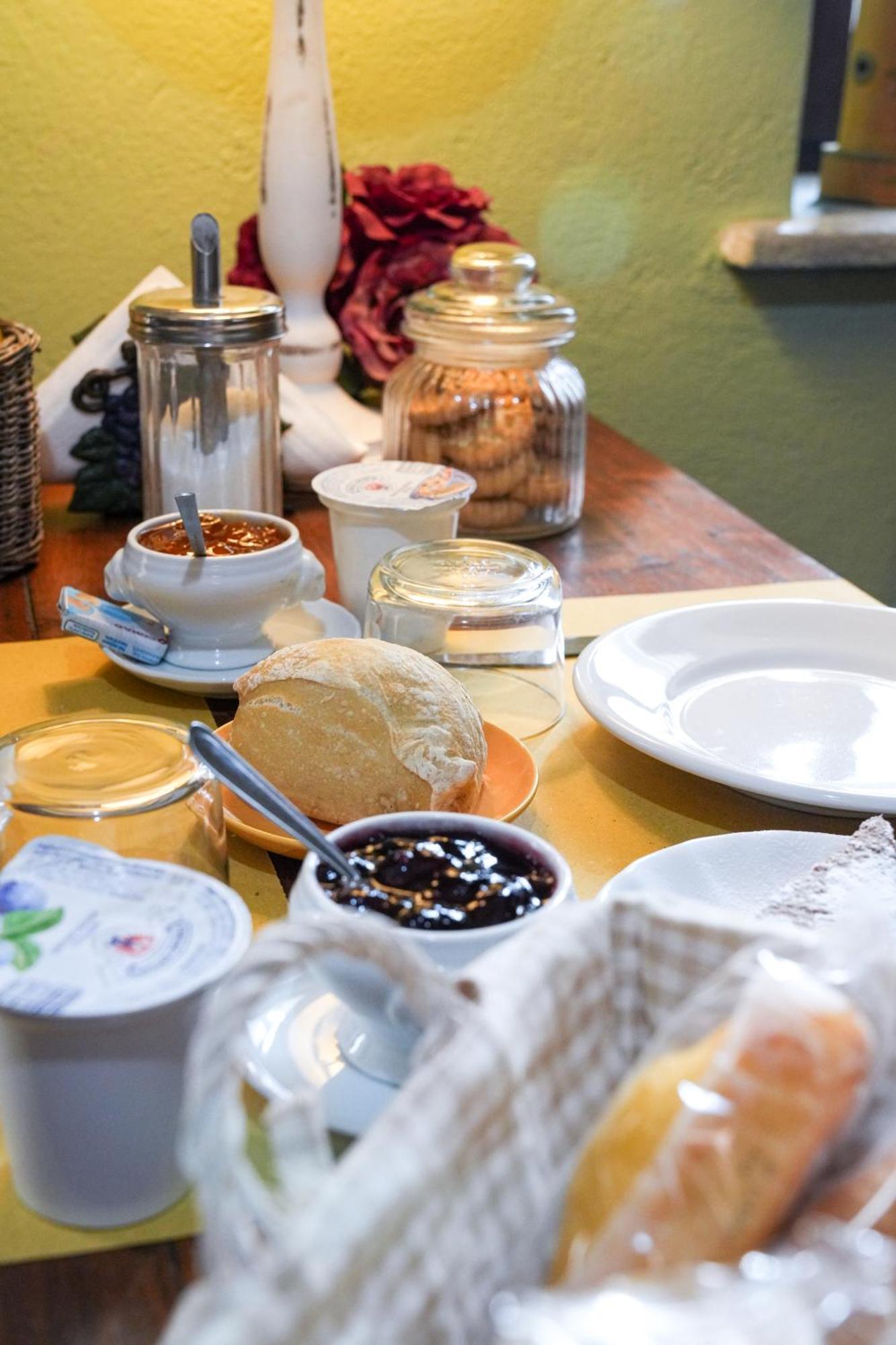 La Curandera Bed & Breakfast Rosta Exterior photo